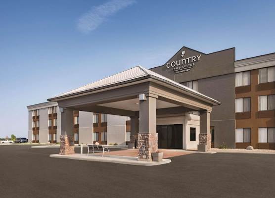 Country Inn & Suites by Radisson, Mt. Pleasant-Racine West, WI 1