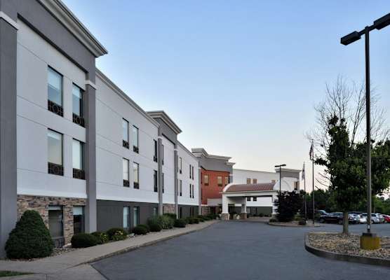 Holiday Inn Express LEWISBURG/NEW COLUMBIA by IHG 1