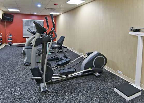 Holiday Inn Express & Suites SAN ANTONIO - FROST BANK CTR by IHG 1