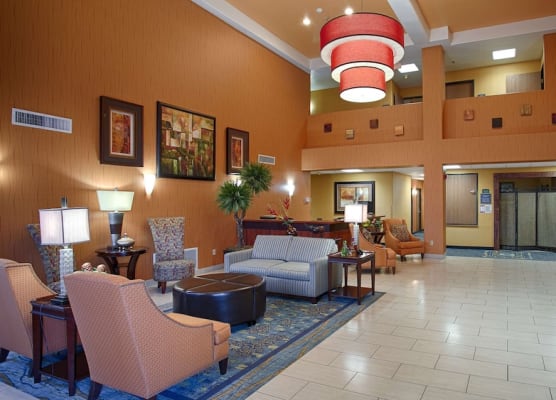 Best Western PLUS Fresno Inn 1