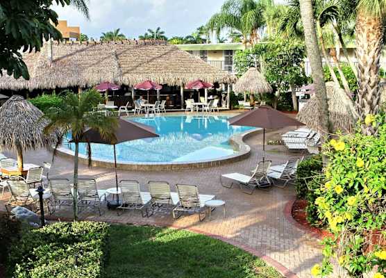 Gulfcoast Inn Naples 1