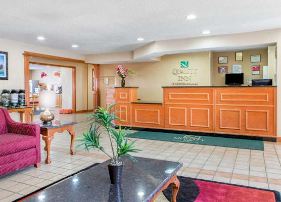 Quality Inn Ottawa near Starved Rock State Park 1