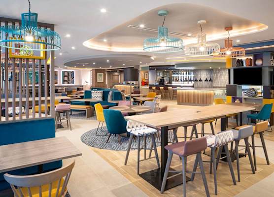 Hampton By Hilton London City 1