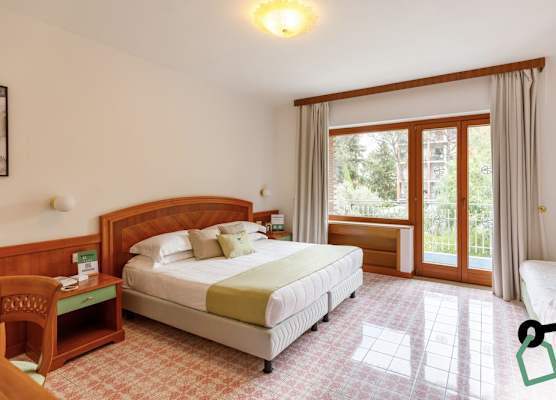 HOTIDAY Room Collection - Sorrento 1