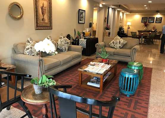 GreenTree Inn & Suites Los Angeles - Alhambra - Pasadena 1