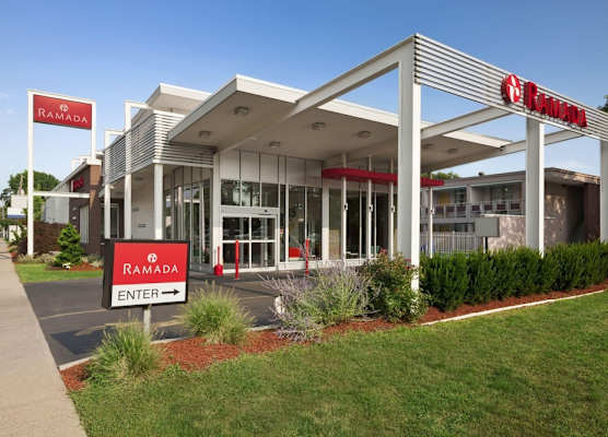 Ramada by Wyndham Rockville Centre 1