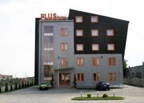 Plus Hotel 1