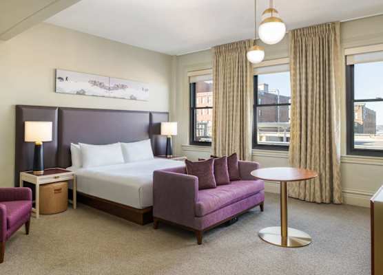 Hotel Savoy Kansas City, Tapestry Collection by Hilton 1