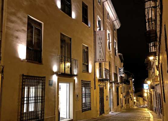 Hotel Leonor de Aquitania 1