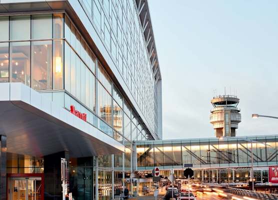Marriott Montreal Airport In-Terminal Hotel 1