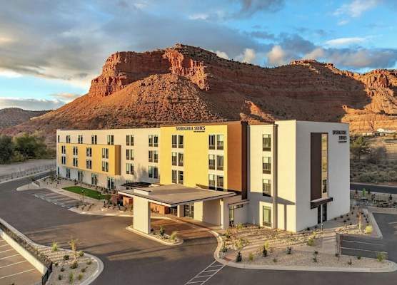 SpringHill Suites by Marriott Kanab 1