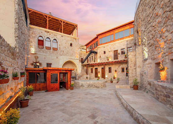 Magna Aurum Cave Hotel 1