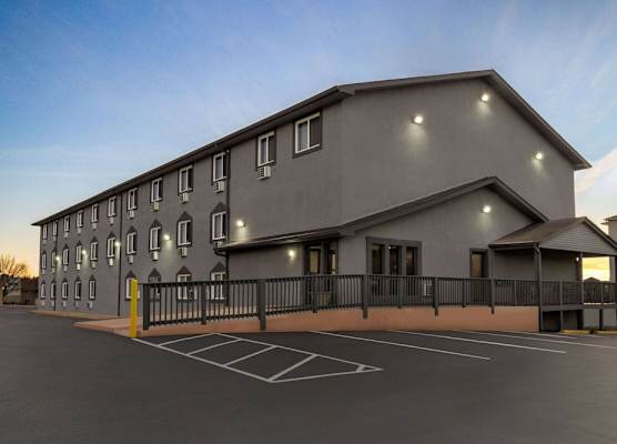 Super 8 by Wyndham Columbus Edinburgh 1