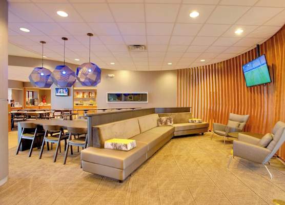 Springhill Suites by Marriott Lawrence 1
