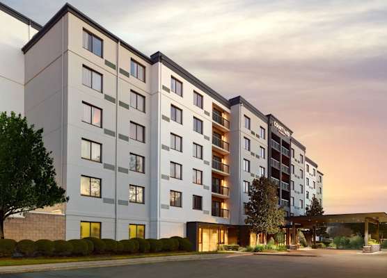 Courtyard by Marriott New Orleans Metairie 1