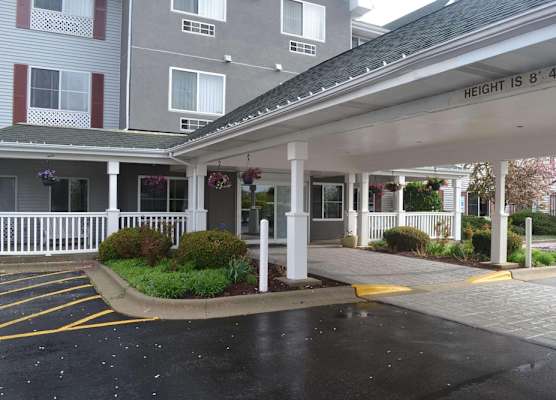 Country Inn & Suites by Radisson, Gurnee, IL 1