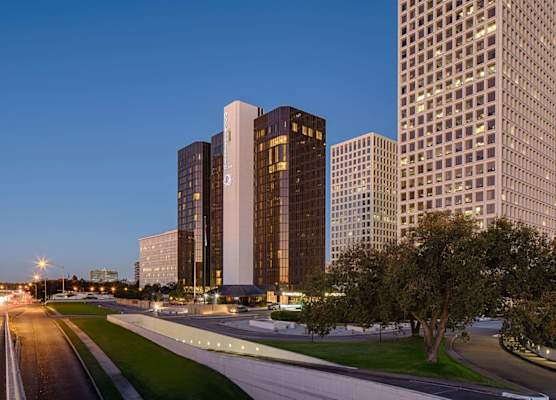 DoubleTree by Hilton Hotel Houston Greenway Plaza 1