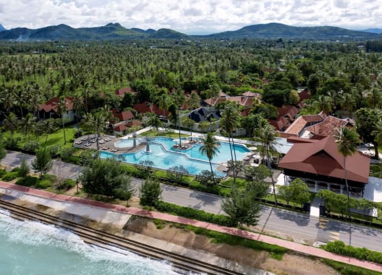 Wyndham Hua Hin Pranburi Resort & Villas 1