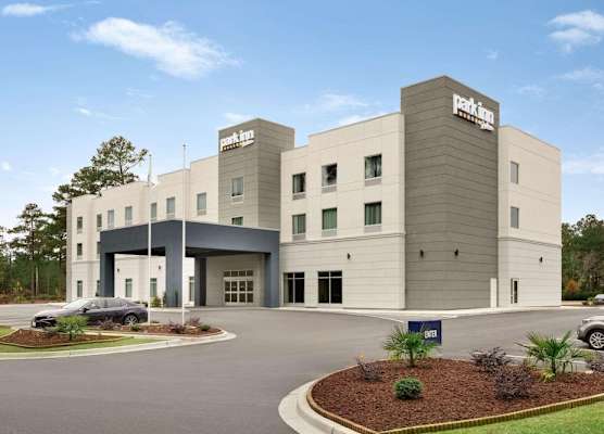 Park Inn by Radisson Florence, SC 1