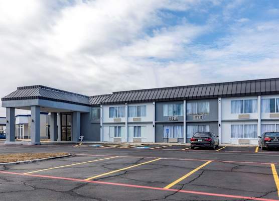 Quality Inn & Suites Sulphur Springs 1