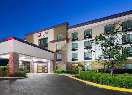 Best Western Plus Birmingham Inn & Suites 1