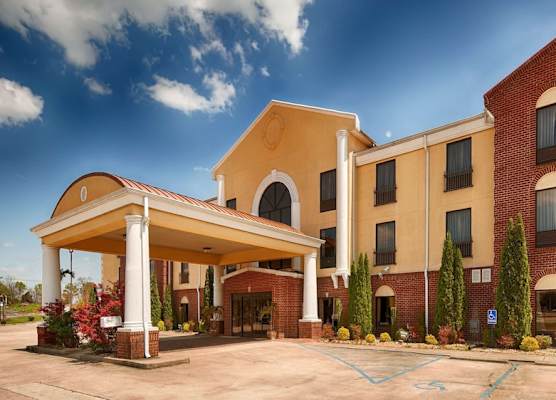 Best Western Plus Bass Hotel & Suites 1