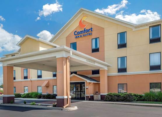 Comfort Inn & Suites Muncie Near University 1
