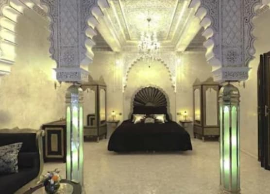 Mumtaz Mahal 1
