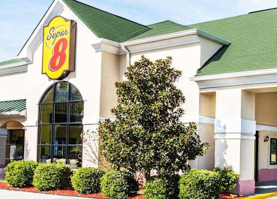 Super 8 by Wyndham Hull Street Midlothian Richmond Area 1