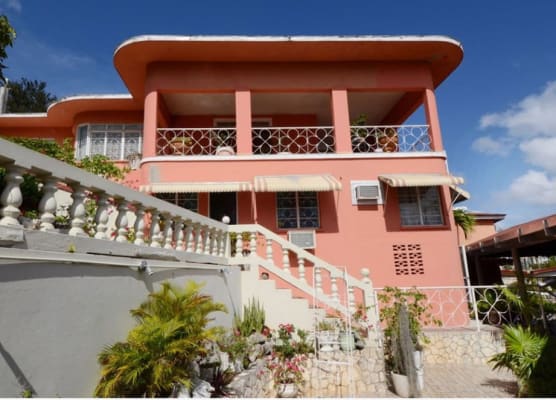 Verney House Resort 1