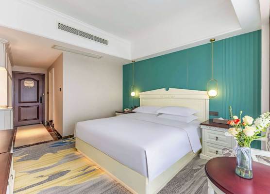 Ramada Plaza By Wyndham Wuhan Dongxi Lake 1