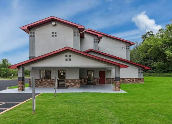 Red Roof Inn Mansfield 1