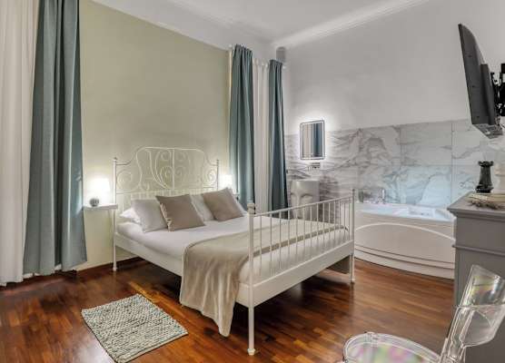 ATRHOME Frattina Luxury 1