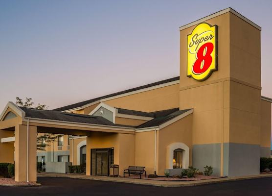 Super 8 by Wyndham Jasper 1