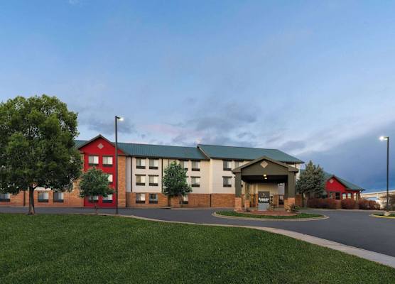 SYLO Hotel Denver Airport, a Ramada by Wyndham 1