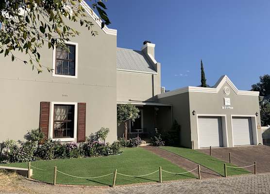 La Gratitude Guest House 1