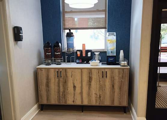 Comfort Inn & Suites Virginia Beach - Norfolk Airport 1