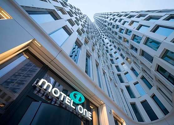 Motel One Berlin-Upper West 1