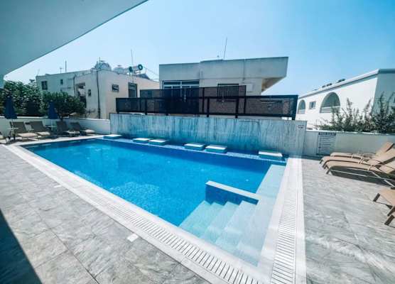 Sunny Blue Hotel 1