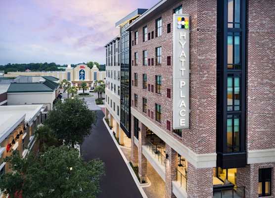 Hyatt Place Mount Pleasant Towne Centre 1