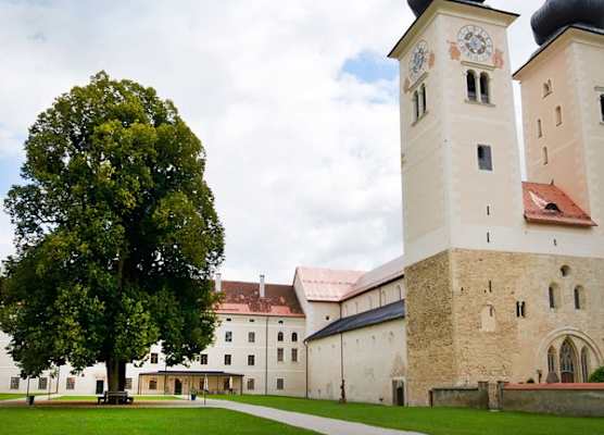 JUFA Hotel Stift Gurk 1