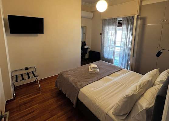 Pnyka Apartment 3 1