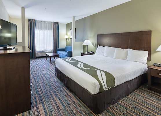 Quality Suites Temple I-35 1