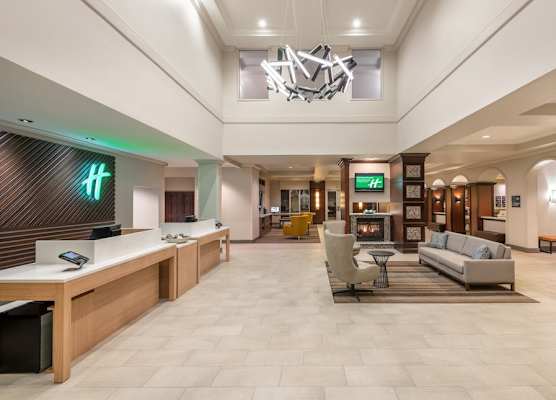 Holiday Inn Hotel & Suites Orange Park by IHG 1