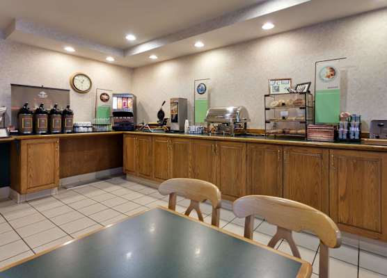 Country Inn & Suites by Radisson, Mount Morris, NY 1