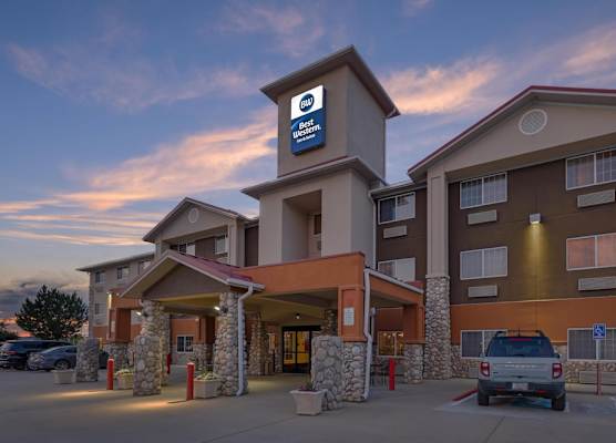 Best Western Firestone Inn & Suites 1