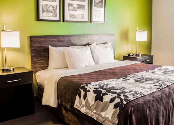 Sleep Inn & Suites Virginia Horse Center 1