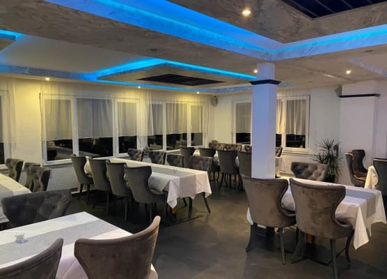 Louis Hotels 1