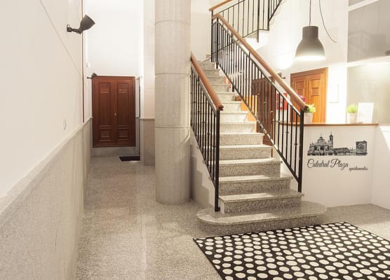 Apartamentos Catedral Plaza 3000 1