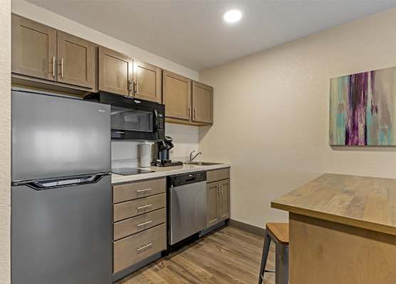 Executive Residency by Best Western Waterloo & Cedar Falls 1